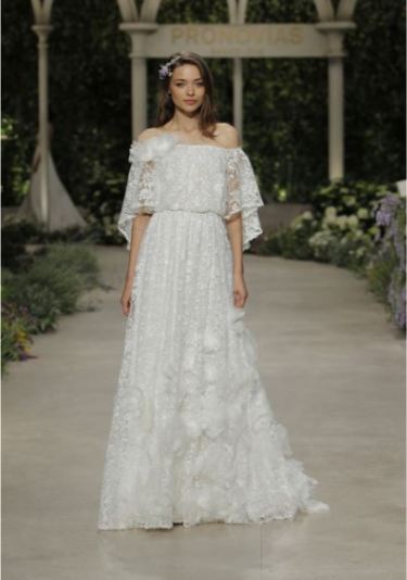 Pronovias 2019_applicazioni mantella